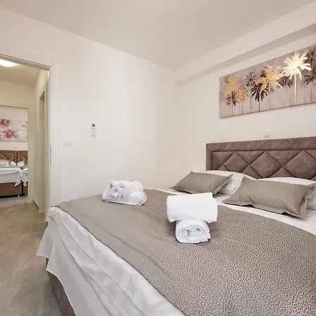 Apartment Gaby 3 *