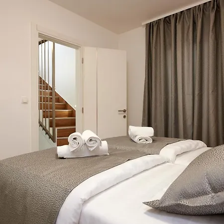 Gaby 3 Apartament *